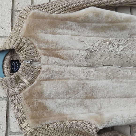 Tan Furry Jacket - Picture 5 of 9